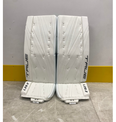 BRAND NEW True L20.2 35” +2 Goalie Pads BLACK